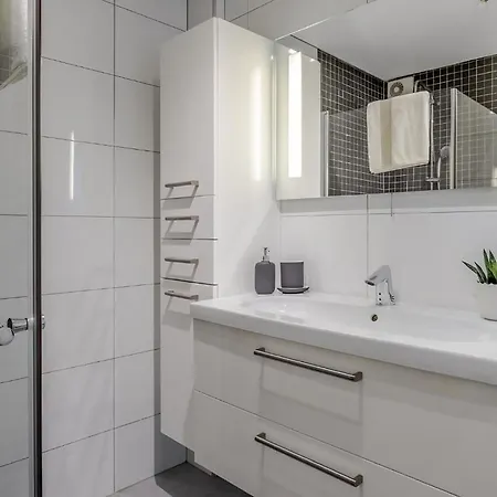 Spacious 4 Bedroom Perfect For Big Groups For Wc * Trondheim
